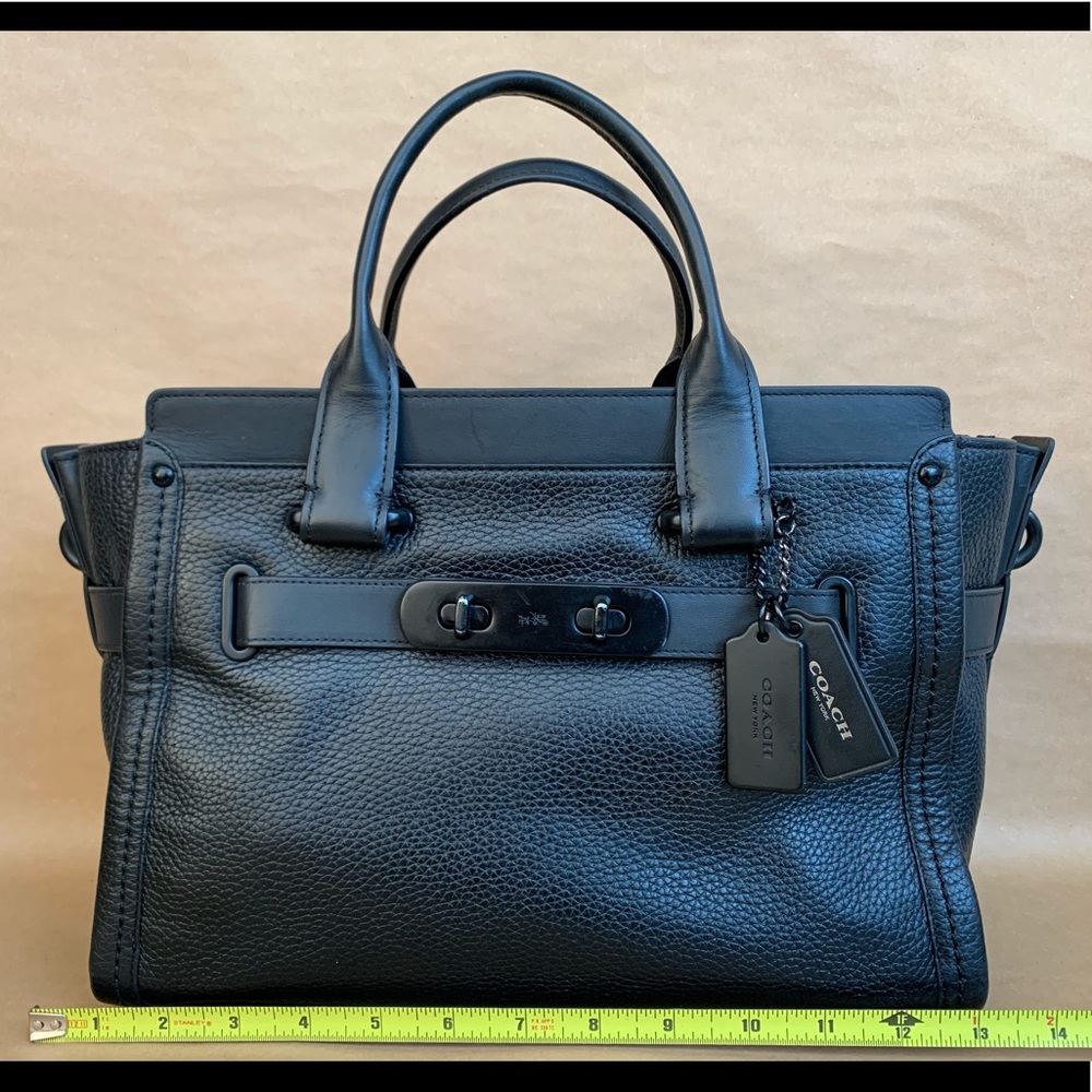 coach swagger bag